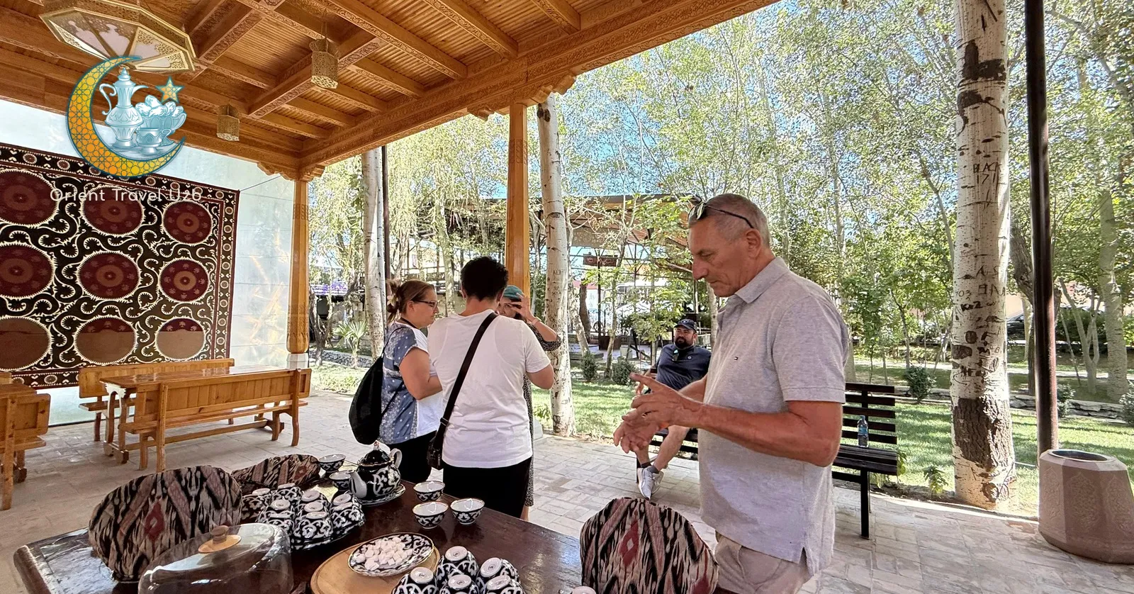 Crafts, bread and a shop